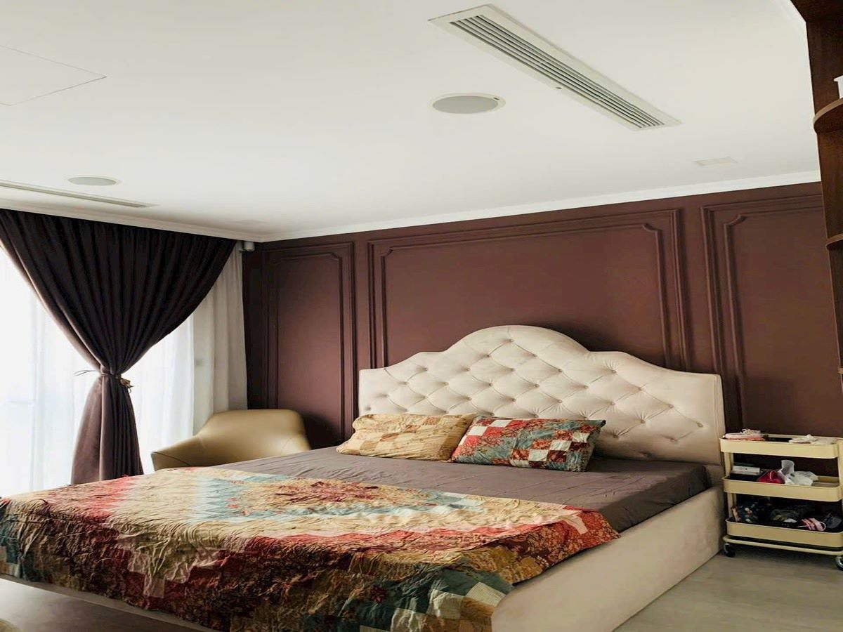 Cần bán căn hộ Vinhomes Golden River Bason 3 Phòng Ngủ 121m2